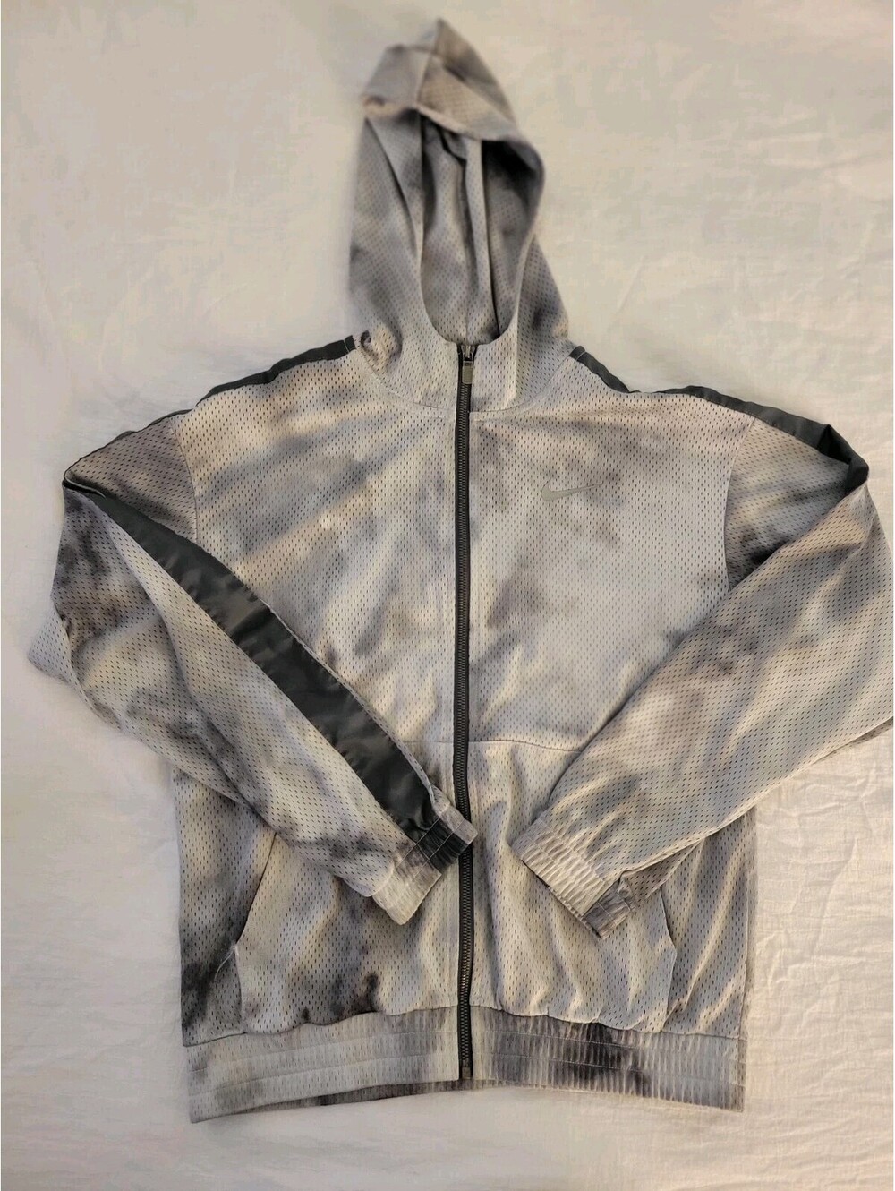 Nike XS Gray Mesh Full Zip Hooded Running Jacket Reflective Swoosh Lightweight
